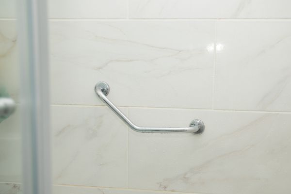 Cost of Mobility Shower Installation in Lake Mary